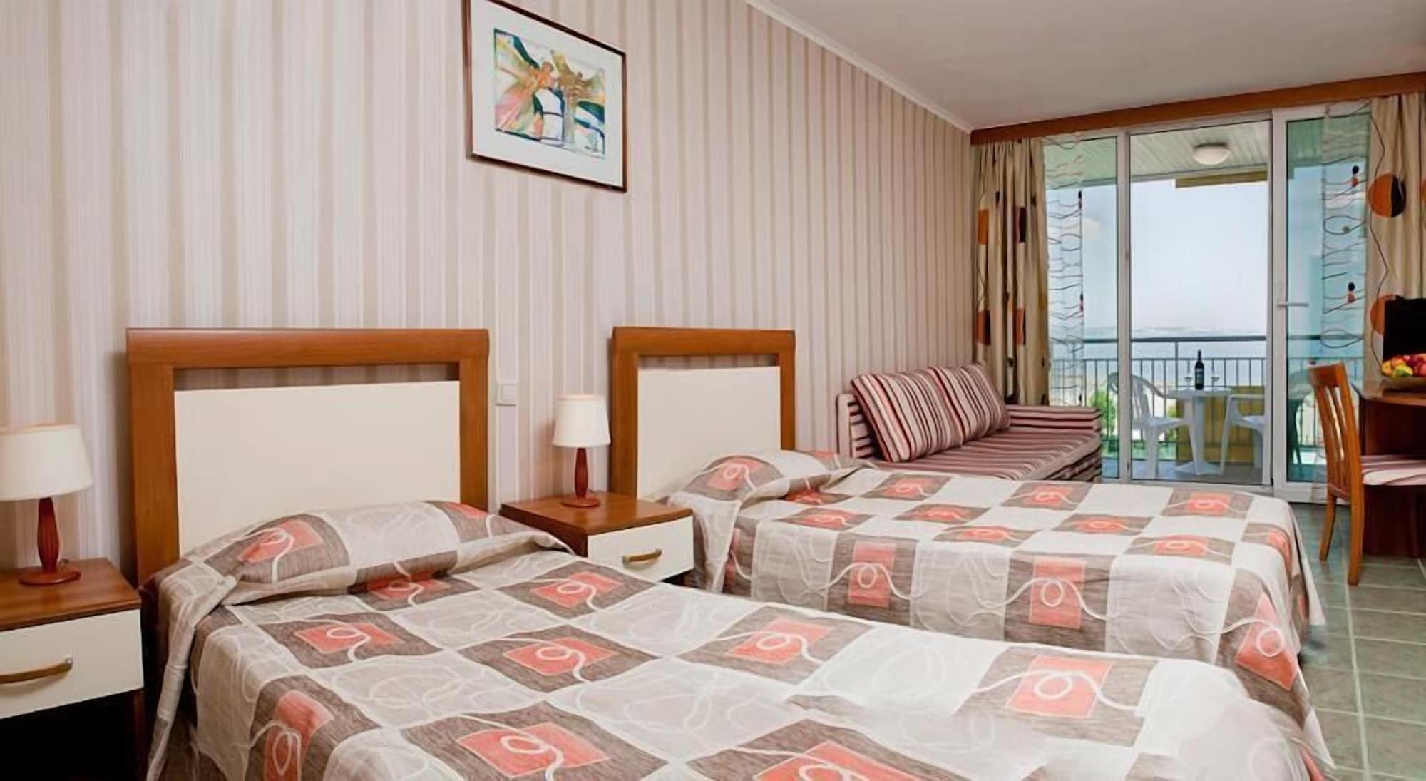 Hotel Laguna Garden 알베나 외부 사진
