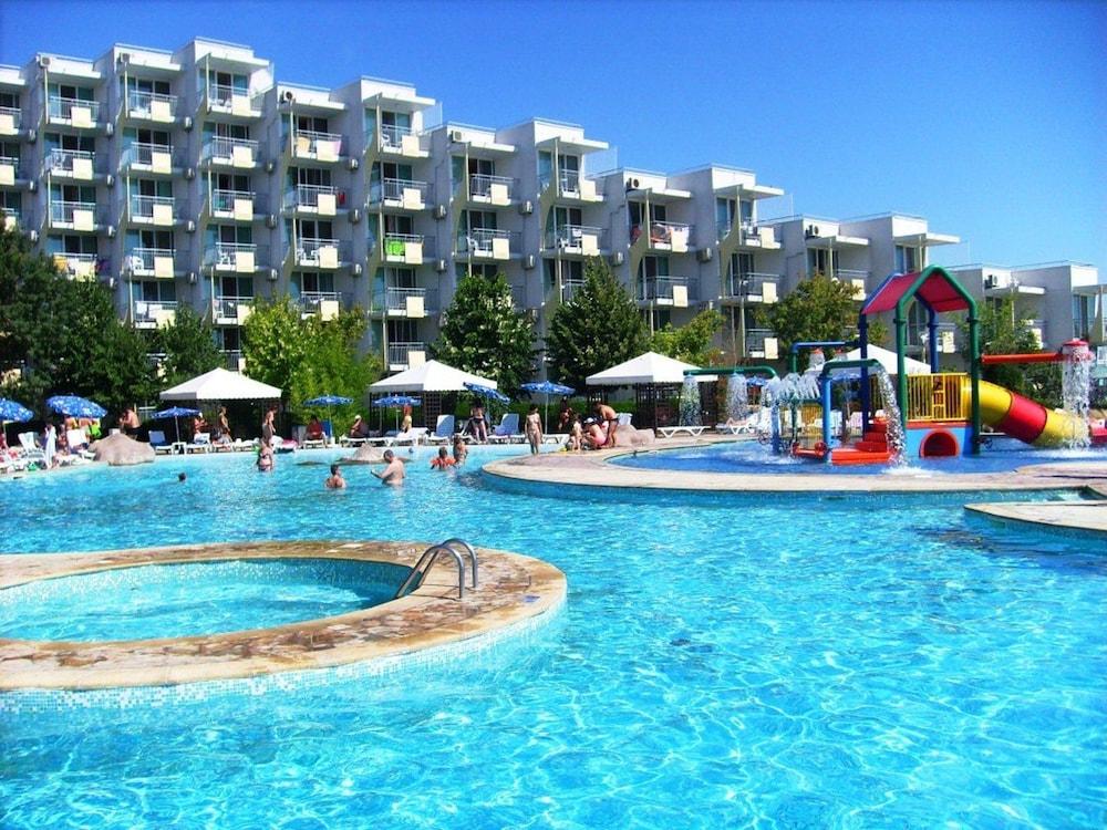 Hotel Laguna Garden 알베나 외부 사진