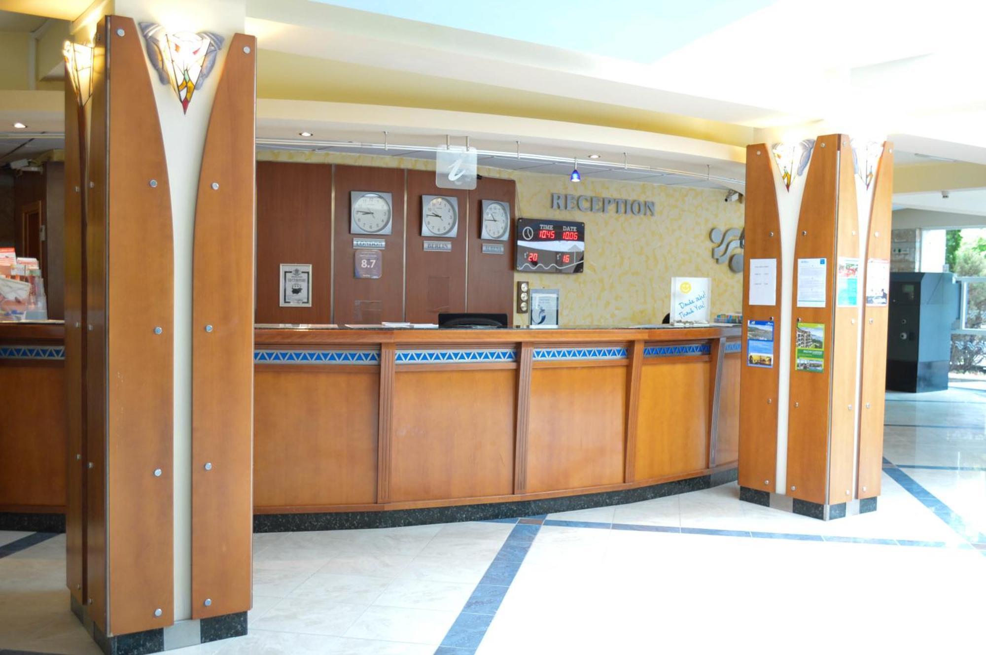Hotel Laguna Garden 알베나 외부 사진