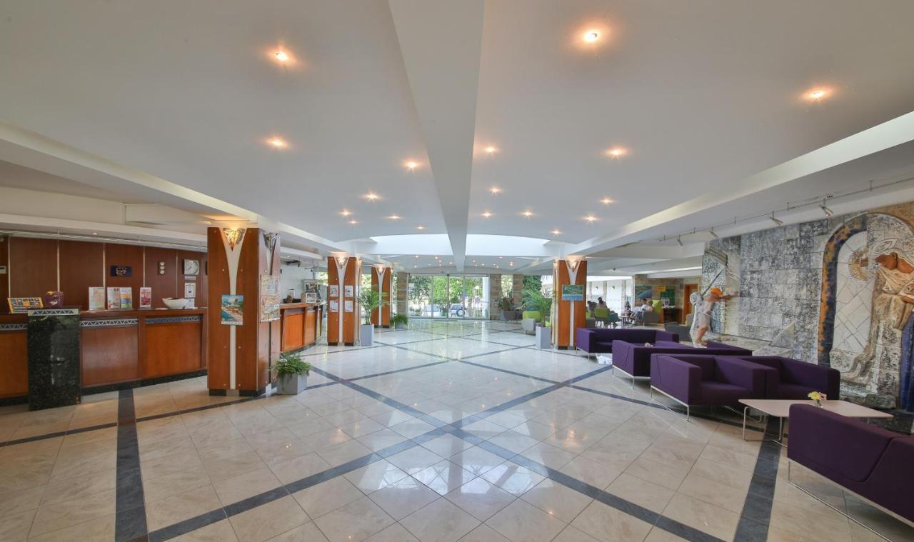 Hotel Laguna Garden 알베나 외부 사진